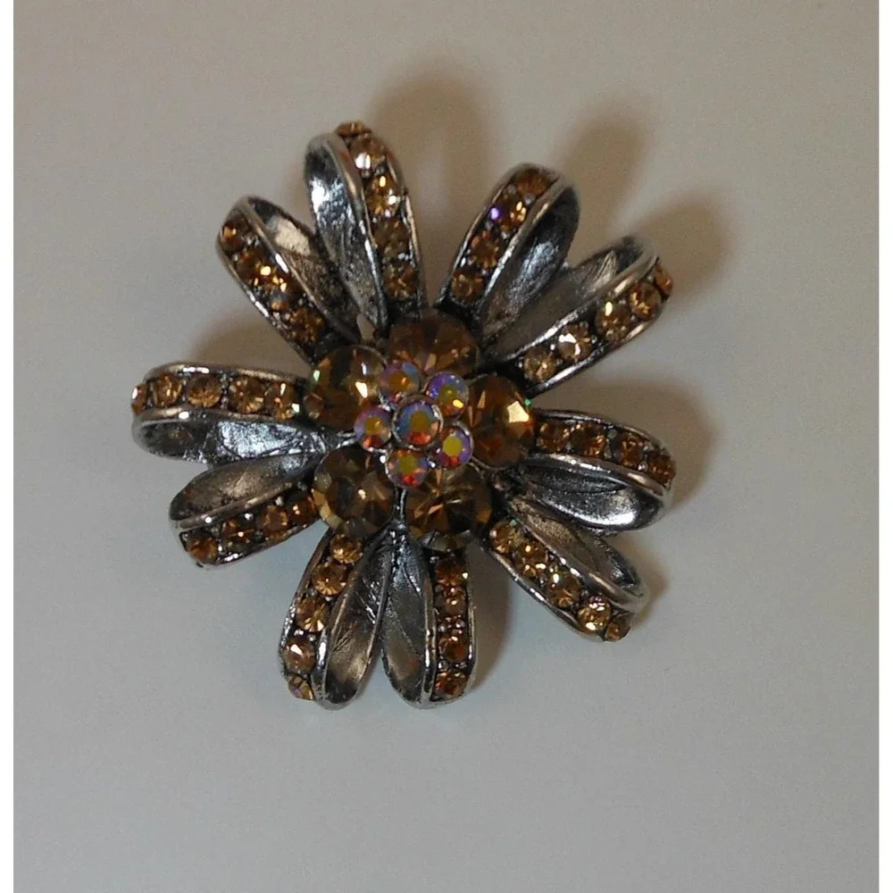 Vintage 1990s Amber Rhinestone Flower Brooch Pin Aurora Borealis Center‎ Silver